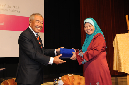 Prof. Dr Paridah Md Tahir